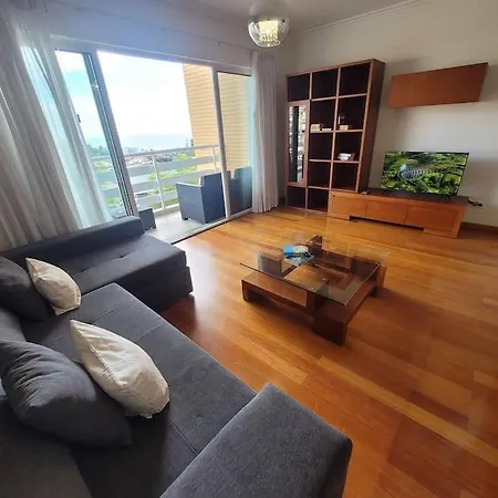 Pilar Balconies In Φουνκάλ